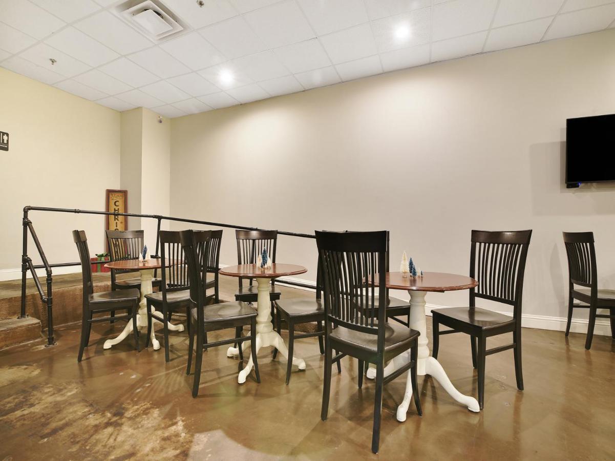 The Dilworth Inn Gonzales 外观 照片